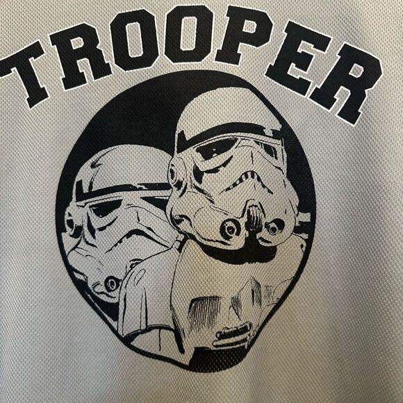 Star Wars Lucas film LTD jersey button down 
Starwars.com short sleeve - Picture 9 of 16